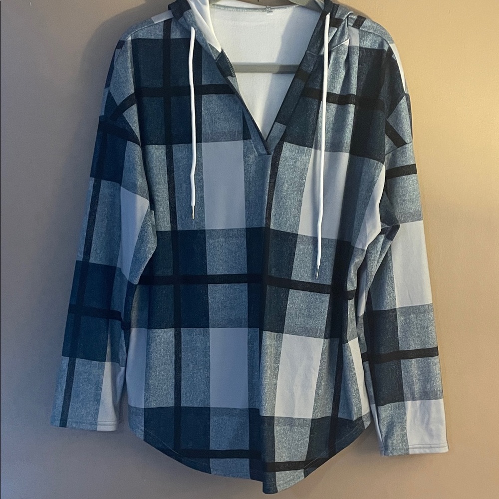 Plaid Hooded Pullover Shirt - Blue, gray & white lining